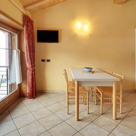 Apartment Canoa 2 *